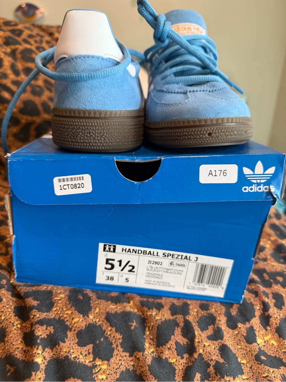 adidas Handball Spezial Suede Sneakers in Sky Blue and White - Picture 4 of 4